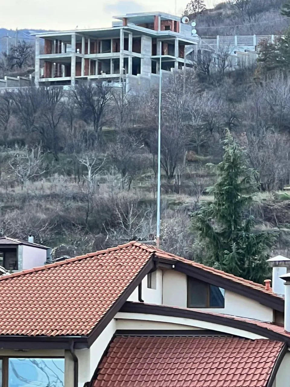 Пасивна мълниезащита на къщи с гръмоотводен прът (конвенционална мълниезащита)